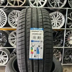 235/40 R19 96Y Triangle Effexsport Yazlık Lastik 2024 Üretim