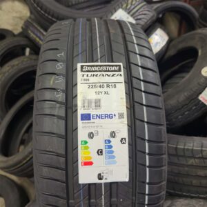 225/40 R18 92Y XL Bridgestone T005 Yazlık Lastik 2024 Üretim